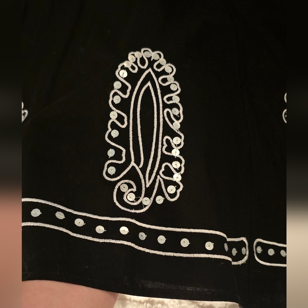 NWT Sag Harbor Cotton Black & White Skirt, Size 10 (315) - Picture 2 of 7